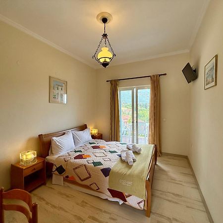 Thomas Apartments Дасия Екстериор снимка