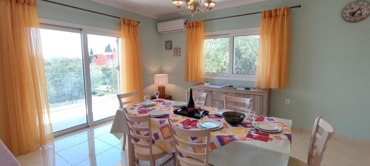 Thomas Apartments Дасия Екстериор снимка