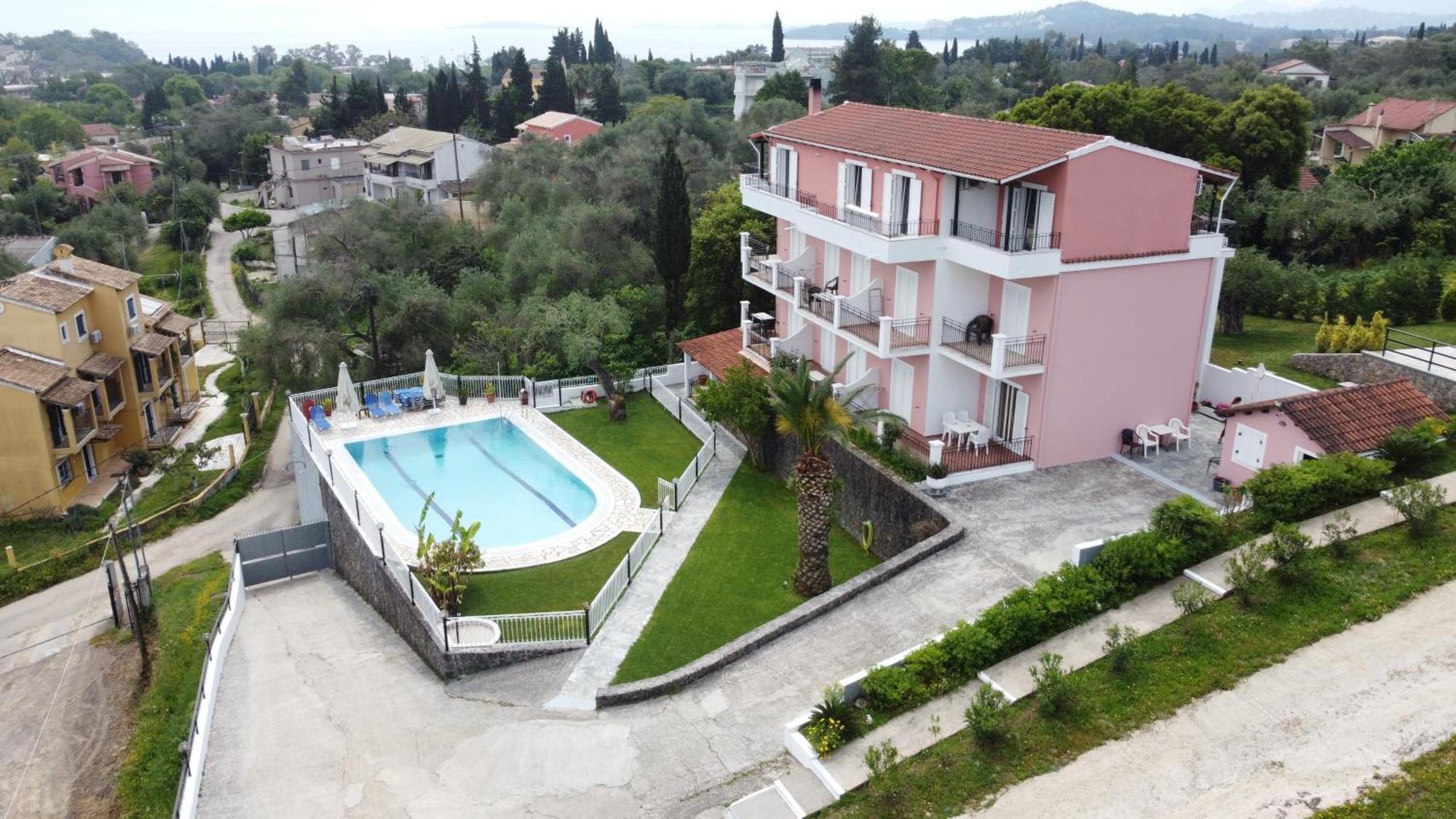 Thomas Apartments Дасия Екстериор снимка