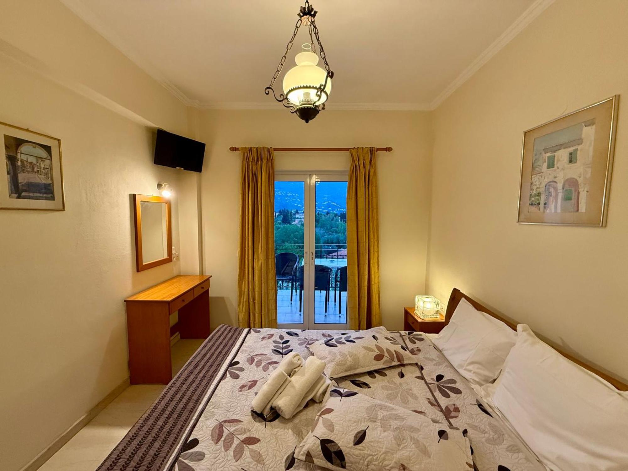 Thomas Apartments Дасия Екстериор снимка