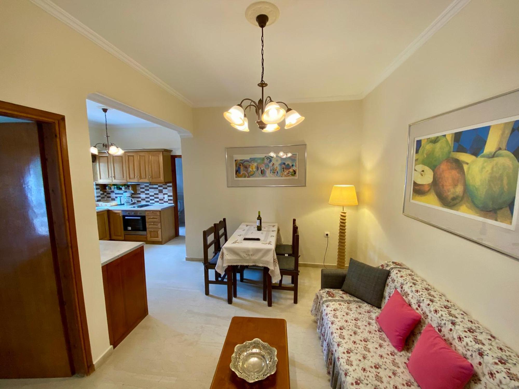Thomas Apartments Дасия Екстериор снимка